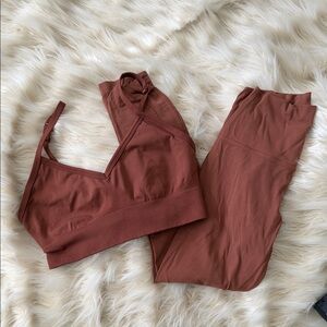 Lululemon Athletica Brown Sports Bra and Leggings Set